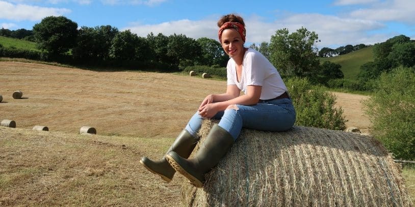 How Sarah Came Home to Art After Spinal Surgery